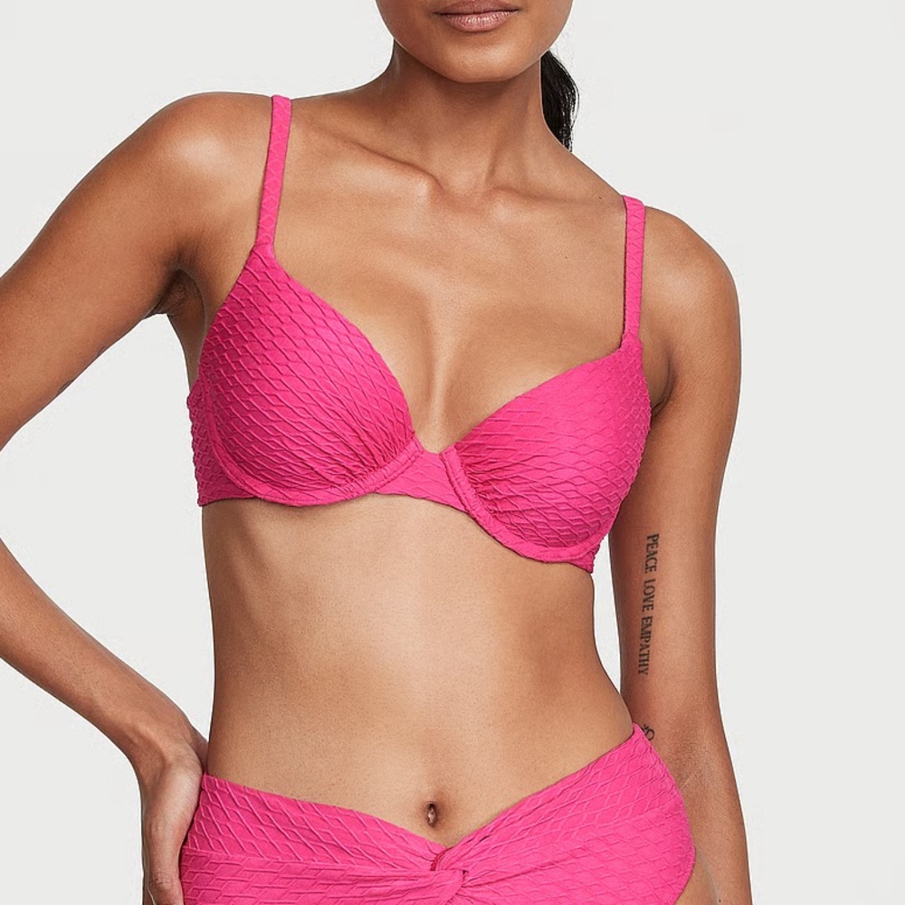 Victoria’s Secret Push Up Bikini Top NWOT